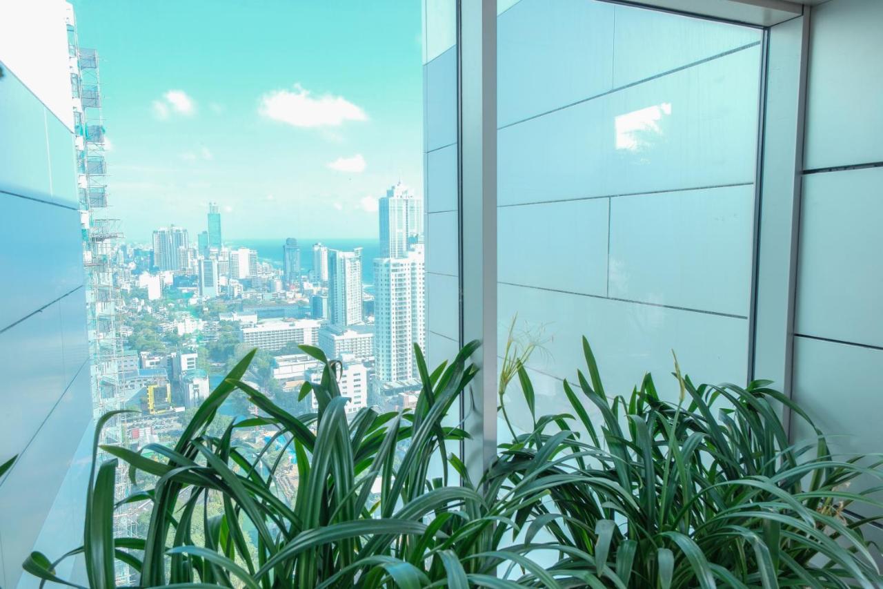 Brand New Water Front Luxury Cinnamon Suites Apartment In Heart Of Colombo City Exteriér fotografie