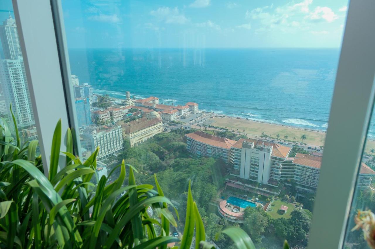 Brand New Water Front Luxury Cinnamon Suites Apartment In Heart Of Colombo City Exteriér fotografie