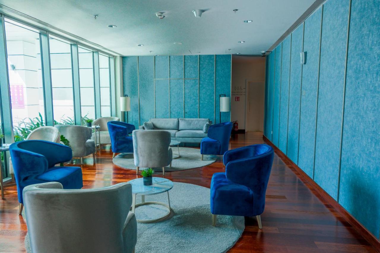 Brand New Water Front Luxury Cinnamon Suites Apartment In Heart Of Colombo City Exteriér fotografie