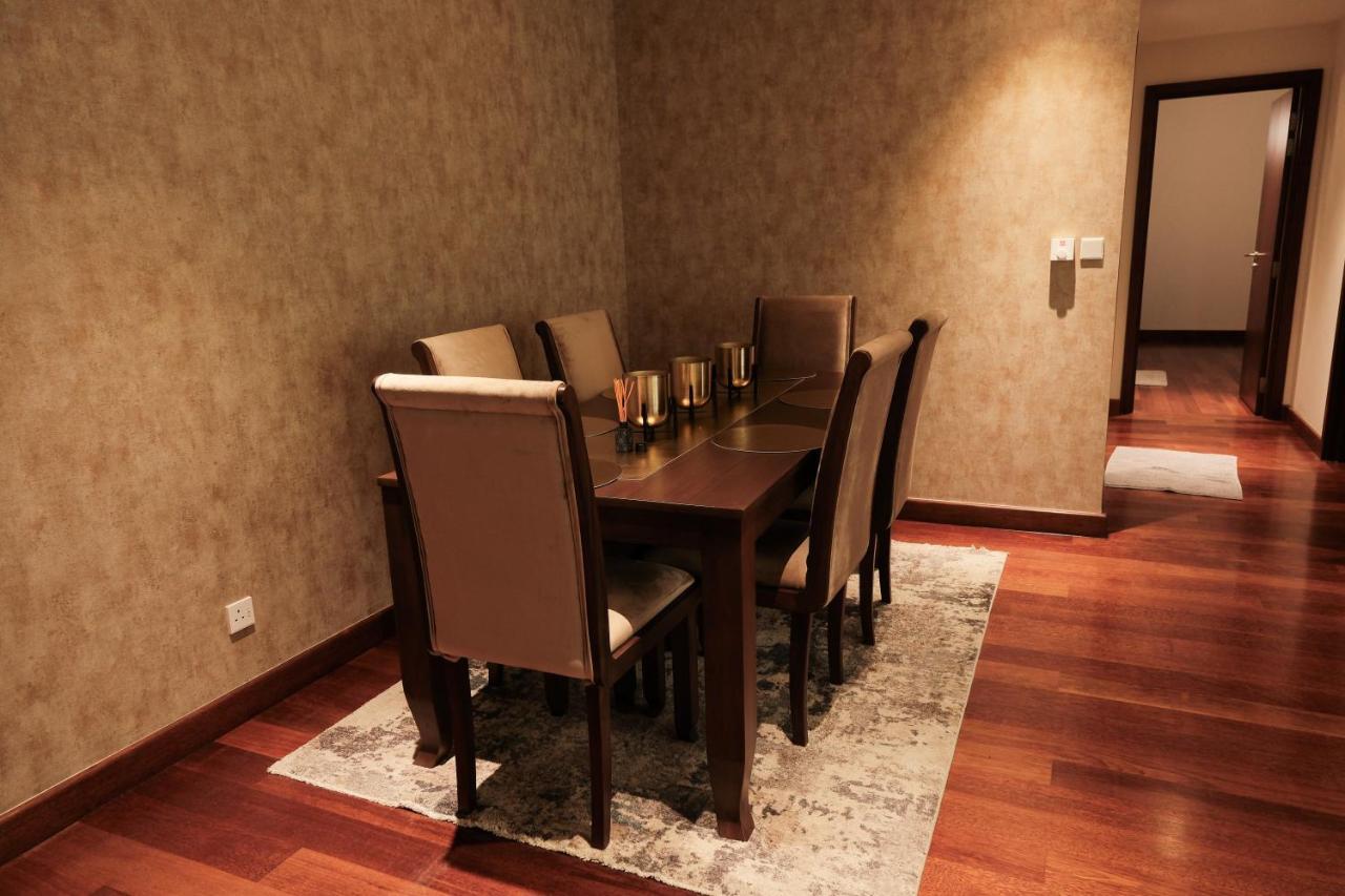 Brand New Water Front Luxury Cinnamon Suites Apartment In Heart Of Colombo City Exteriér fotografie