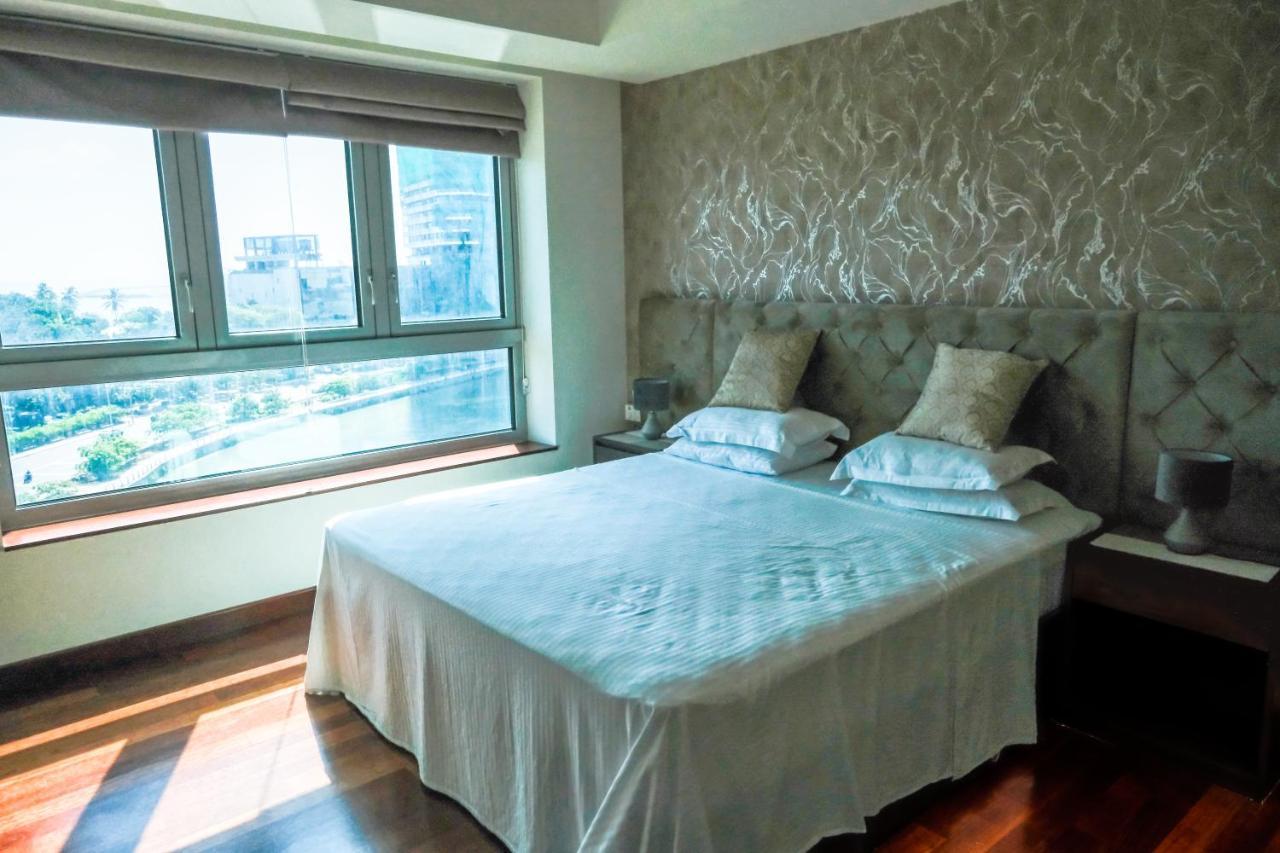 Brand New Water Front Luxury Cinnamon Suites Apartment In Heart Of Colombo City Exteriér fotografie
