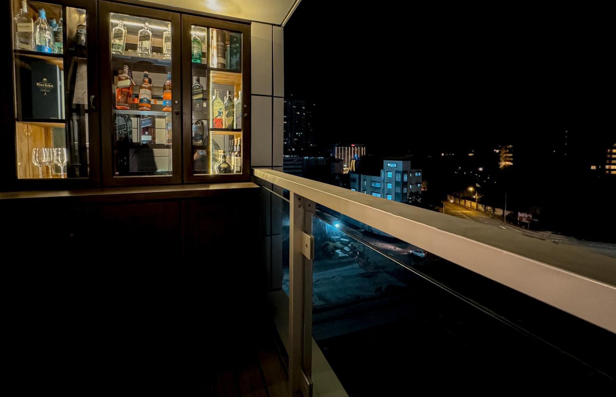 Brand New Water Front Luxury Cinnamon Suites Apartment In Heart Of Colombo City Exteriér fotografie
