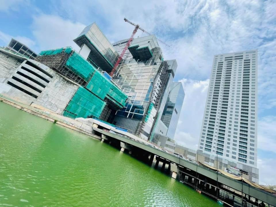 Brand New Water Front Luxury Cinnamon Suites Apartment In Heart Of Colombo City Exteriér fotografie